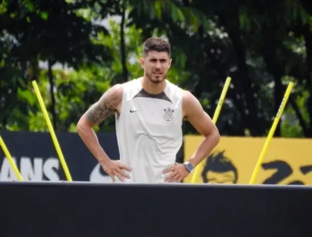 Lesão de Héctor e suspensão de Giovane podem abrir chance para Pedro Raul no Corinthians