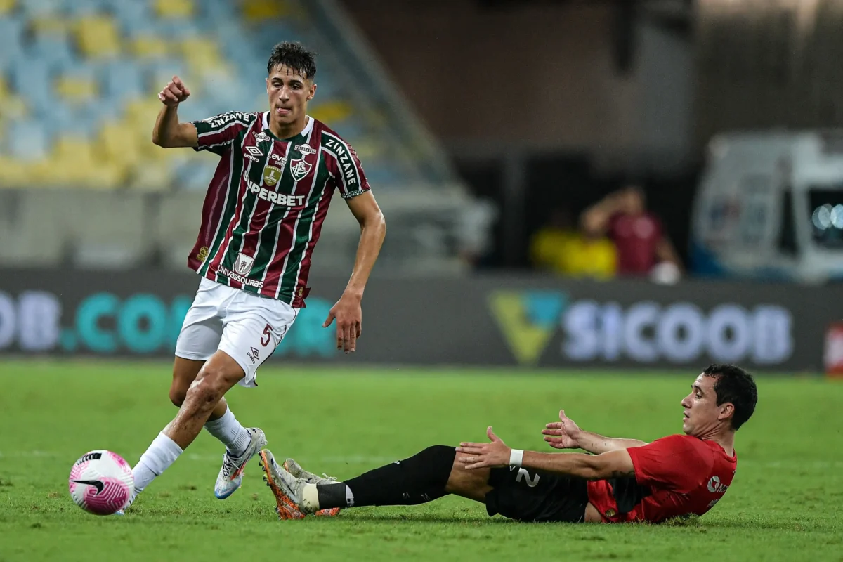 Lesões no Fluminense: Time titular sofre baixas, sem volta de Thiago Silva contra o Vitória