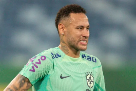 Neymar pode disputar quantos jogos pelo PSG até a próxima convocação da Seleção Brasileira?