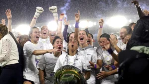 Orlando Pride vence Washington Spirit e conquista título da NWSL temporada regular