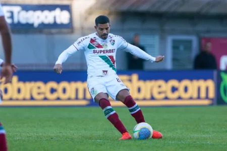 Segunda contratação mais cara do Fluminense: Terans completará um turno sem jogar no Brasileirão