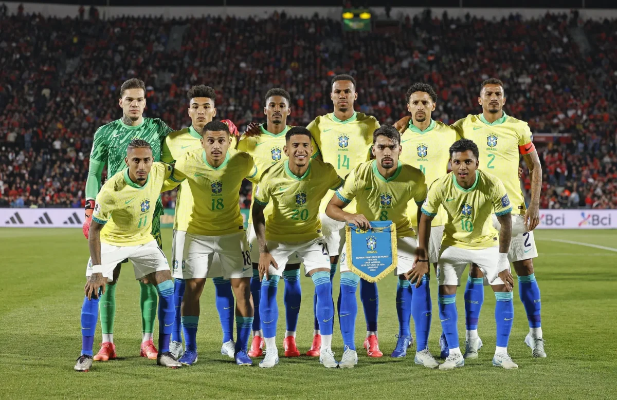 "Seleção Brasileira: Análise Revela Uso de Mais Jogadores em 1,5 Anos do que em Todo o Último Ciclo da Copa do Mundo"