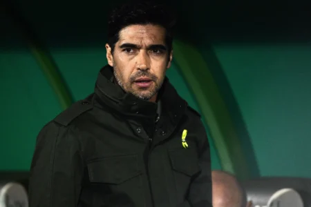 Técnico Abel Ferreira entra na lista dos melhores do mundo à frente de treinadores do Milan, Chelsea e Bayern