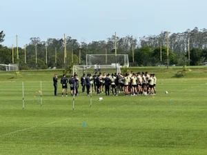 Tencati Define Escalação do Criciúma para Confronto contra o Botafogo: Confira a Provável Formação