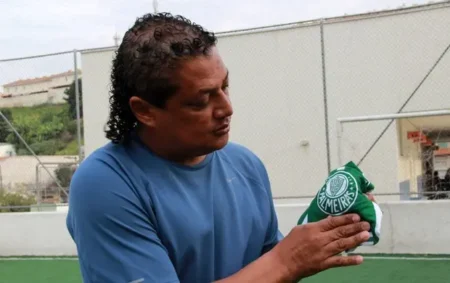 Falece Tonhão, ex-zagueiro do Palmeiras, aos 55 anos