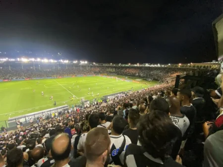 "Vasco x Atlético-MG: Ata de Jogo Mostra Redução de 15% no Total de Ingressos Disponíveis à Venda"