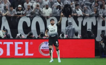 Yuri Alberto se redime com gols incríveis pelo Corinthians e a torcida se desculpa por críticas