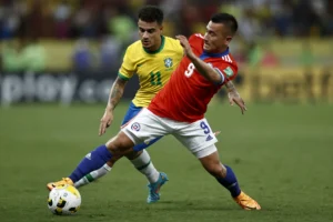 Coutinho e Jean David: Juntos no Vasco, Rivalidade no Maracanã em 2022