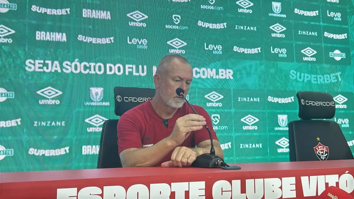 Mano admite atuação ruim do Fluminense, mas critica arbitragem: "Pênaltis inexplicáveis"