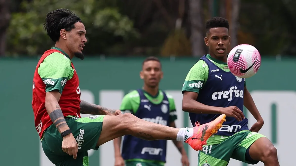 Palmeiras se prepara para enfrentar Juventude com o retorno de Estêvão.