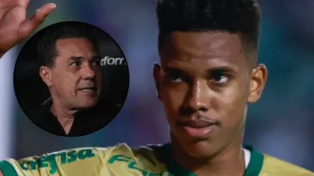 Abel Ferreira no Palmeiras: Estêvão concorda com Luxemburgo sobre posicionamento tático ideal.