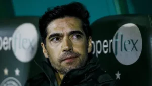 Abel Ferreira Sanciona Contratação de Erick Pulga, que Prefere Jogar no Palmeiras