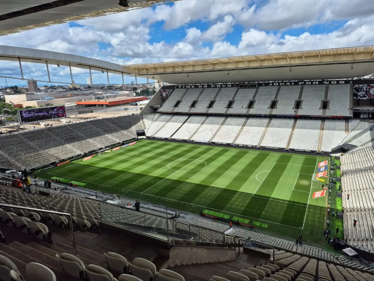 Confronto entre PM e torcedores do Corinthians: 7 detidos antes de jogo contra Vasco