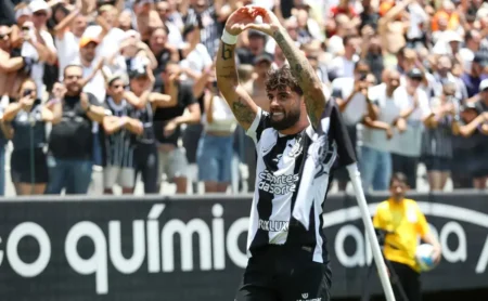 Corinthians vence Cruzeiro e se afasta do risco de rebaixamento, mantendo a disputa pela Libertadores