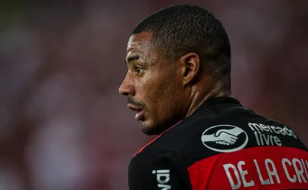 De La Cruz no Atlético-MG x Flamengo: "Chance é Remota", diz Vene Casagrande