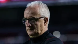 Dorival Júnior: Maioria dos Brasileiros Aprova Demissão do Técnico após Fracasso da Seleção Brasileira