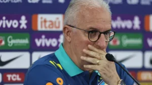 Dorival Júnior é demitido da Seleção Brasileira: "Único jeito" após novo fracasso, dizem fãs