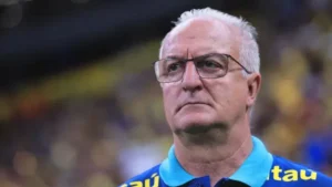 "Dorival Júnior: Um dos Maiores Salários do Mundo na Seleção Brasileira"