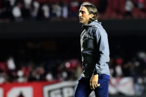 "Dudu Zubeldía Aposta em Arrancada e Aponta 2025 como Ano do São Paulo na Copa Libertadores"