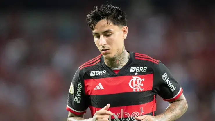 Erick Pulgar rejeita 3 ofertas de renovação do Flamengo e pode deixar o clube em 2025