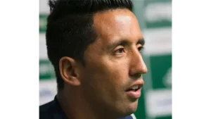 Ex-atacante do Grêmio, Lucas Barrios manda recado de apoio: 'Muita força'