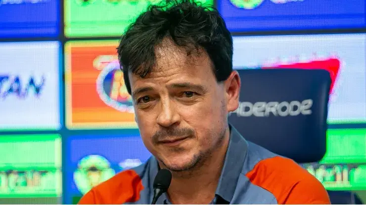 Fernando Diniz: O Estrategista por Trás do Jogo Ofensivo do Cruzeiro na Final da Copa Sul-Americana