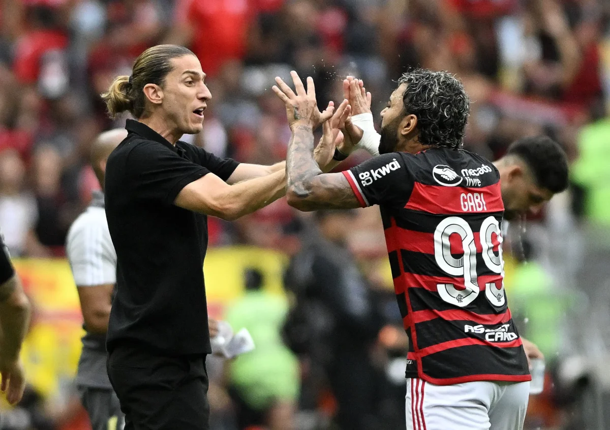 Filipe Luís fala sobre briga com Gabigol e analisa conquista do Flamengo na Copa do Brasil