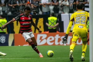 "Flamengo consegue efeito suspensivo e libera Bruno Henrique para enfrentar o Cuiabá"