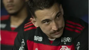 "Flamengo pode realizar venda de jogadores: Léo Ortiz, Fabrício Bruno e mais um podem deixar o clube"