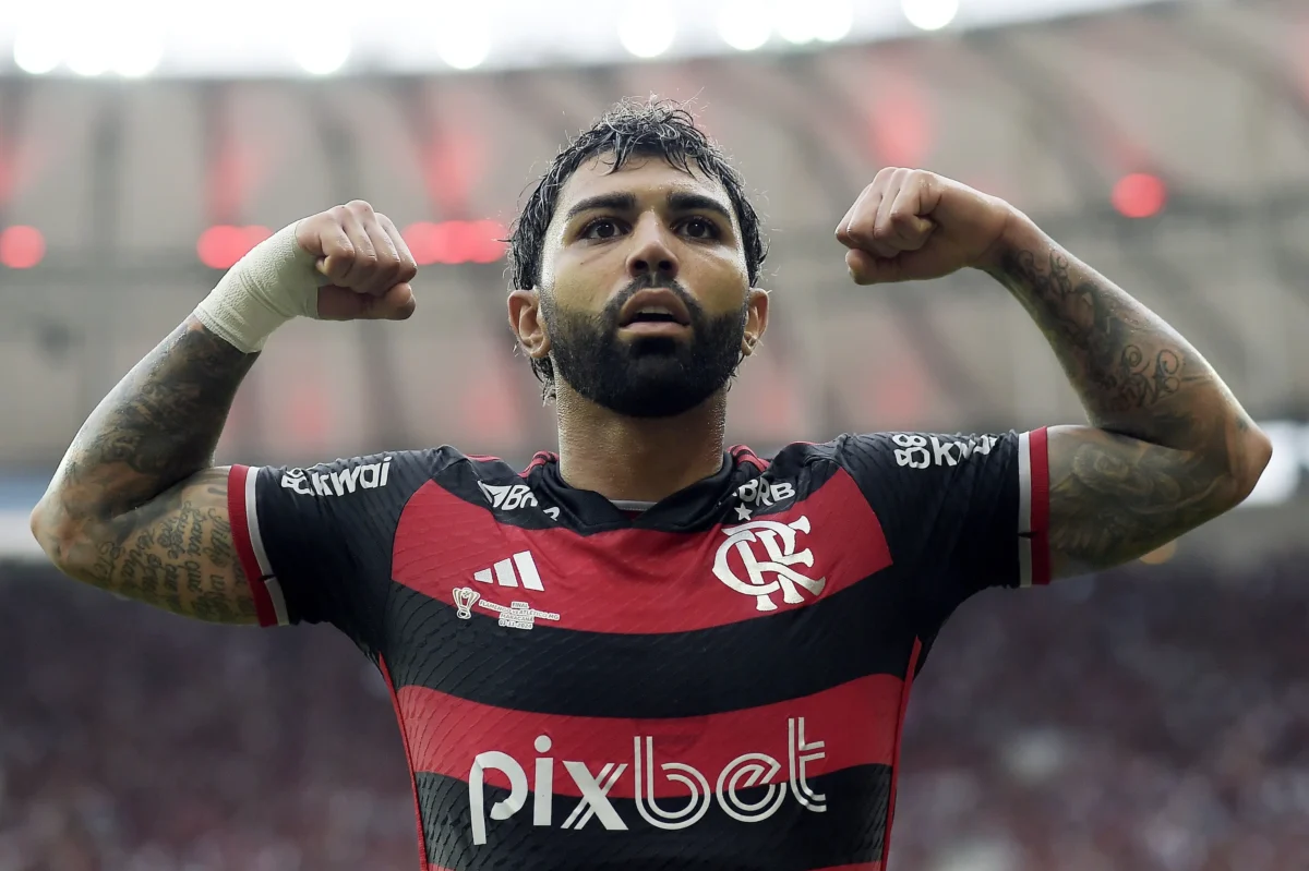 "Oficial: Gabigol deixa o Flamengo em 2025 e se transfere para o Cruzeiro"