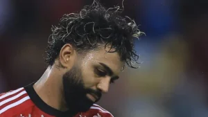 Gabigol recebe nova função no Flamengo após decisão de Filipe Luís para o restante da temporada