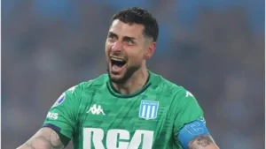 Gabriel Arias, goleiro do Racing, analisa o Cruzeiro antes da decisão da Copa Sul-Americana: "Clube com história muito grande"