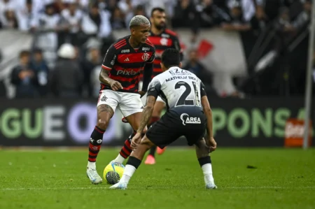 Ídolo do Flamengo Leandro se declara fã de Wesley: "Sempre acreditei"