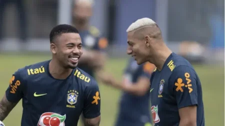 Ídolos do Vasco: Edmundo Sonha com Gabriel Jesus e Richarlison no Time em 2025