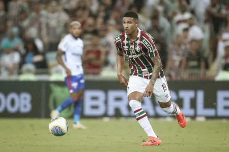 Kauã Elias: De Promessa a Referência no Ataque, Volta ao Criciúma como Esperança do Fluminense