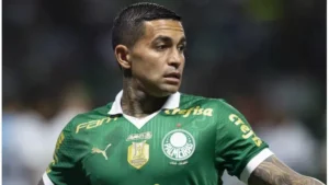 Leila Pereira confirma saídas de jogadores do Palmeiras: "Desde que..."