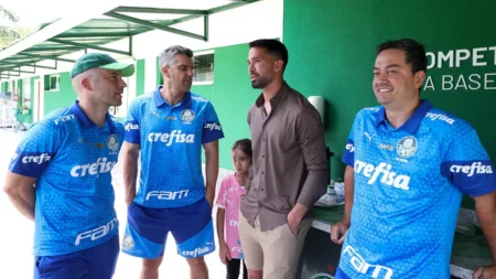 Luan Visita Palmeiras e Leva Filhos à Academia: Momento Diversão com Abel Ferreira