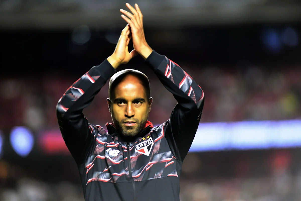 Lucas Moura se destaca no final do Brasileirão e lidera participações em gols do São Paulo em 2023