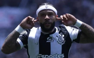 Memphis Depay brilha no Corinthians x Cruzeiro: "Caro é pagar jogador ruim", diz torcedor