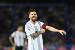 "Novo "Qué mirás, bobo?" de Messi nas Eliminatórias: assista ao lance"