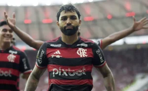 "Recordes ao Alcance: Metas Históricas para Flamengo com Gabigol e Atlético-MG com Hulk"