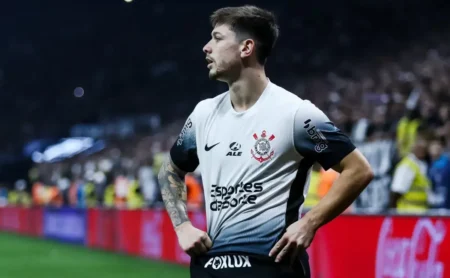 Revelação de Emiliano Díaz sobre Rodrigo Garro após eliminação do Corinthians na Copa Sul-Americana.