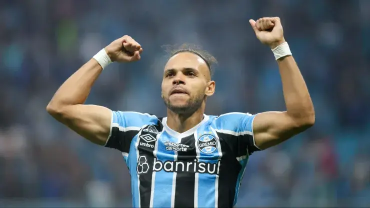 "Rodrigo Braithwaite acusa jogadores do Grêmio e evita polêmica com Renato Gaúcho"