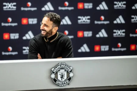 Rúben Amorim faz estreia no Manchester United: um novo capítulo para o clube inglês