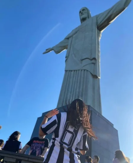 Torcedores do Botafogo Fazem Missa aos Pés do Cristo Redentor Antes de Decisão