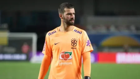 "Alisson: Os principais candidatos à contratação do goleiro da Seleção Brasileira"