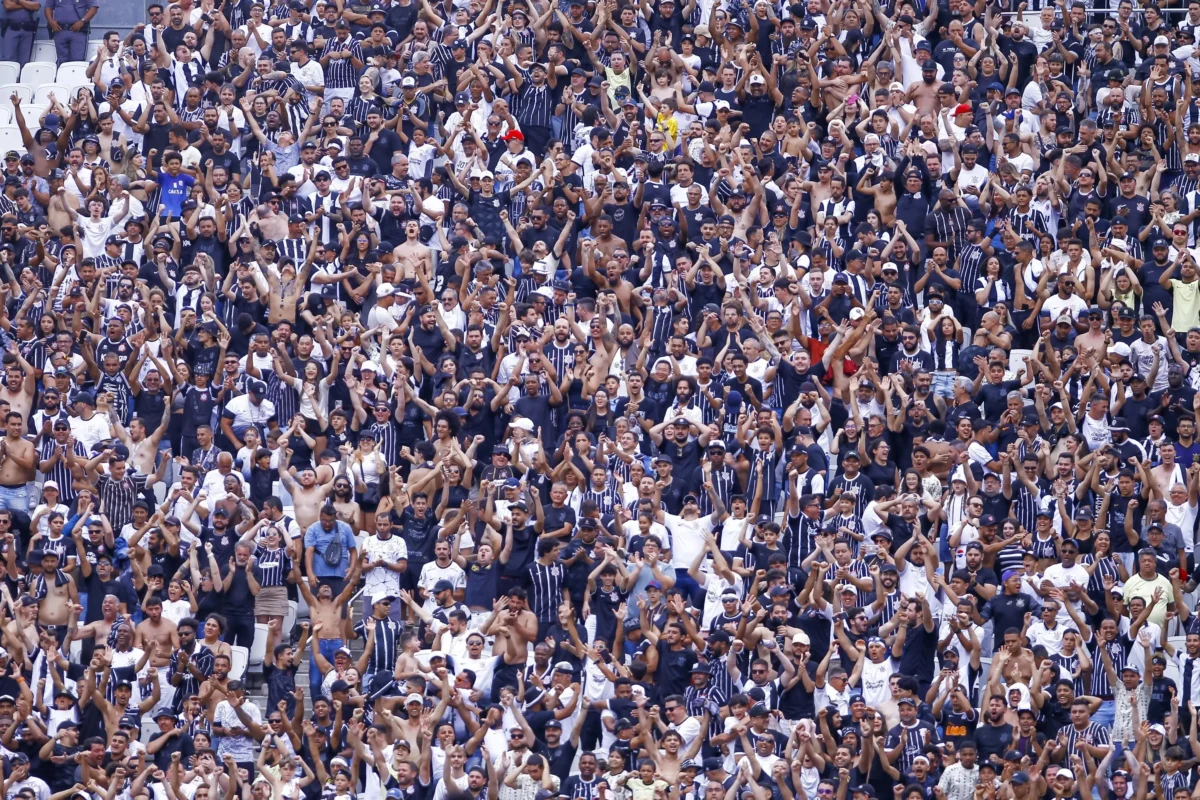 "Corinthians fecha torcida no último jogo em casa de 2024"