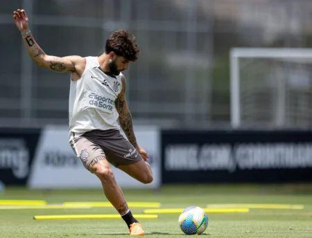 "Corinthians prepara para o Criciúma: Yuri Alberto treina e deve entrar em campo"