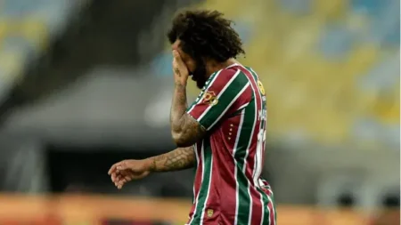 Fluminense pode perder atletas para o Nacional do Uruguai: Marcelo e Terans podem deixar o Rio.