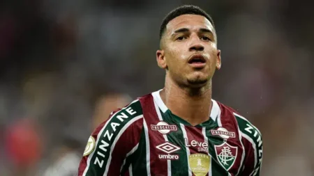 Fluminense se pronuncia sobre possível venda de Kauã Elias para Real Sociedad